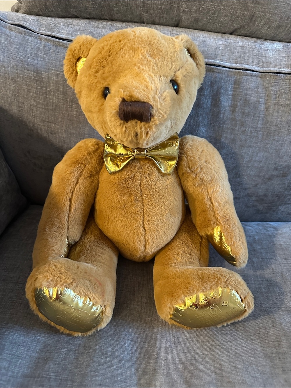 FAO Schwarz Gold Bow Plush Teddy Bear with Metallic Paw Accents